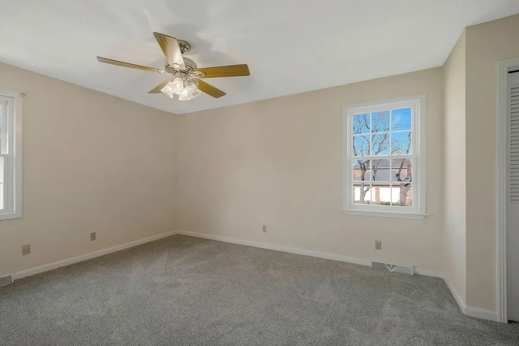 518 Hemingway Drive Columbia TN 38401