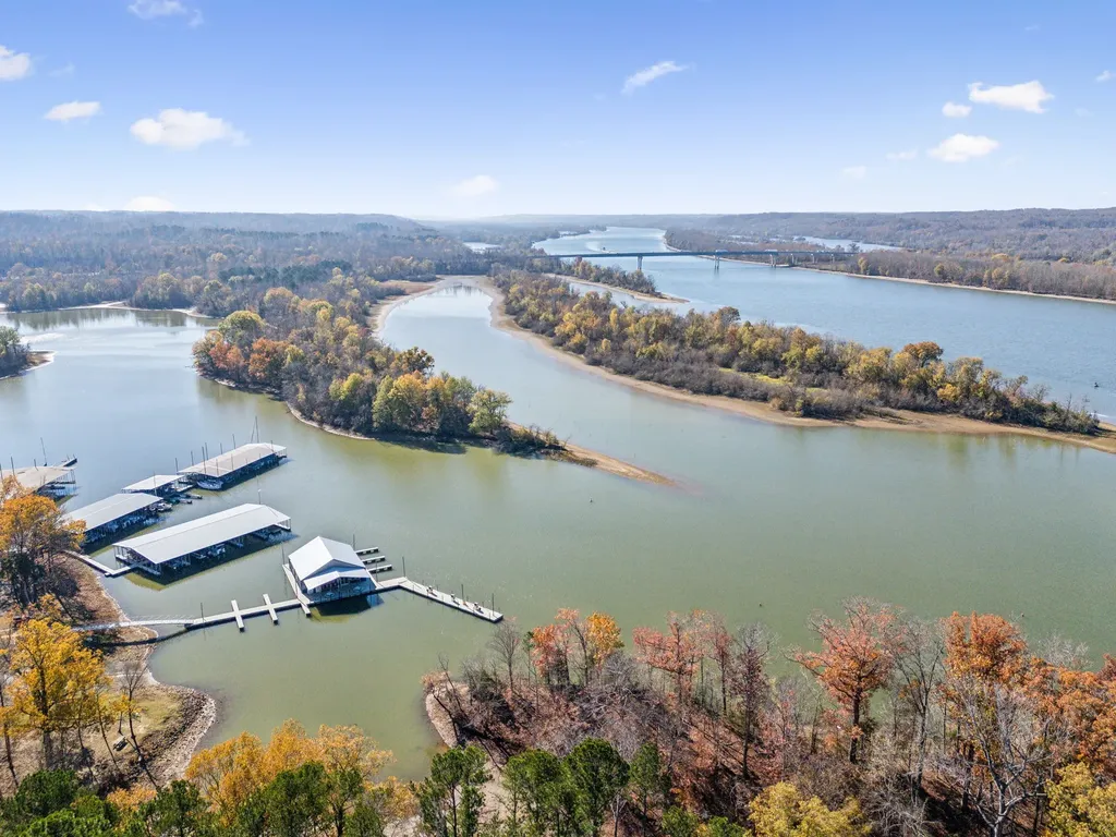 0 Tennessee River Blue Creek Road Waverly TN 37185