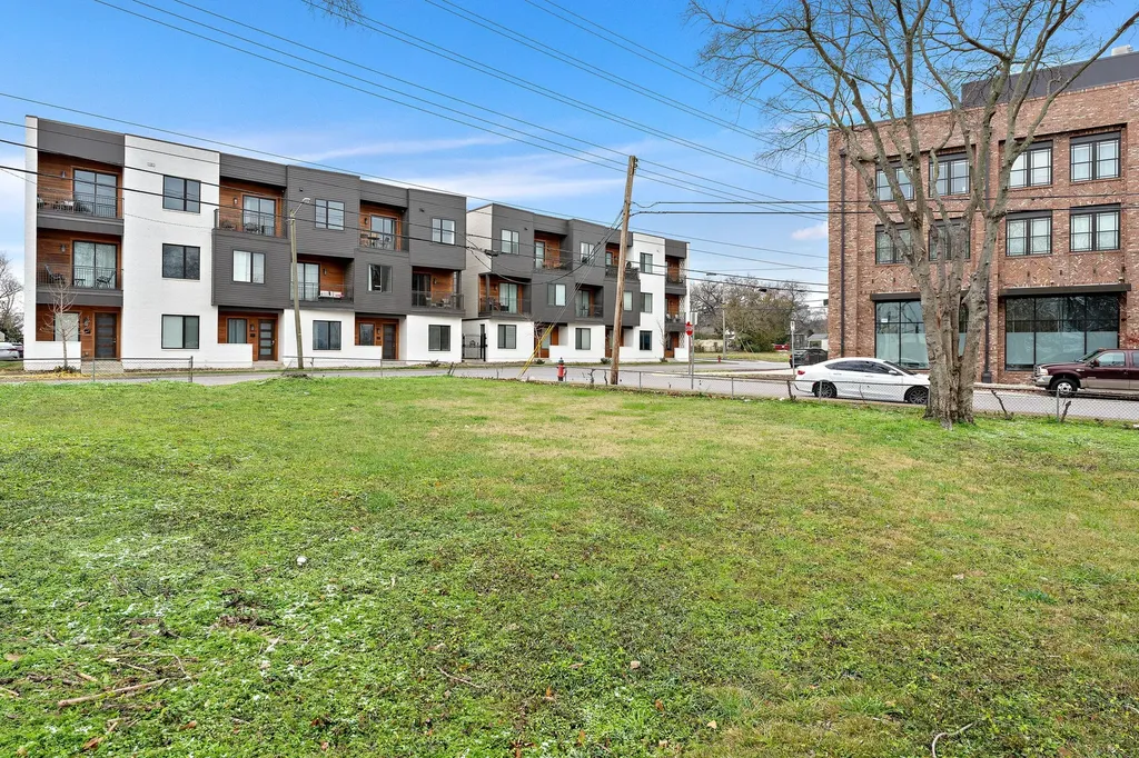 2512 Clifton Avenue Nashville TN 37209
