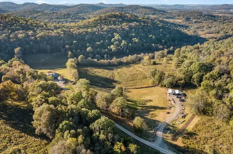 43 Landfill Lane Brush Creek TN 38547