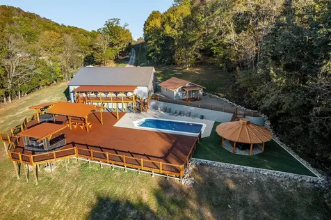 43 Landfill Lane Brush Creek TN 38547