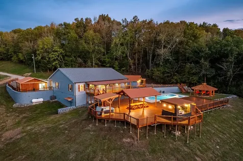 43 Landfill Lane Brush Creek TN 38547