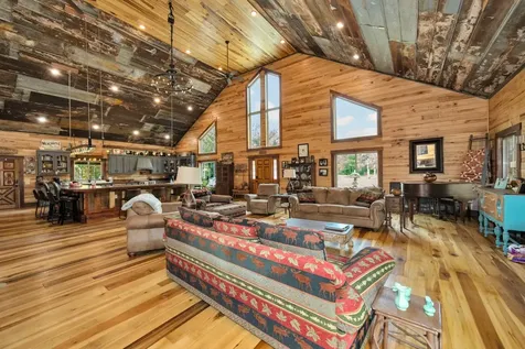 700 Kincaid Road Minor Hill TN 38473