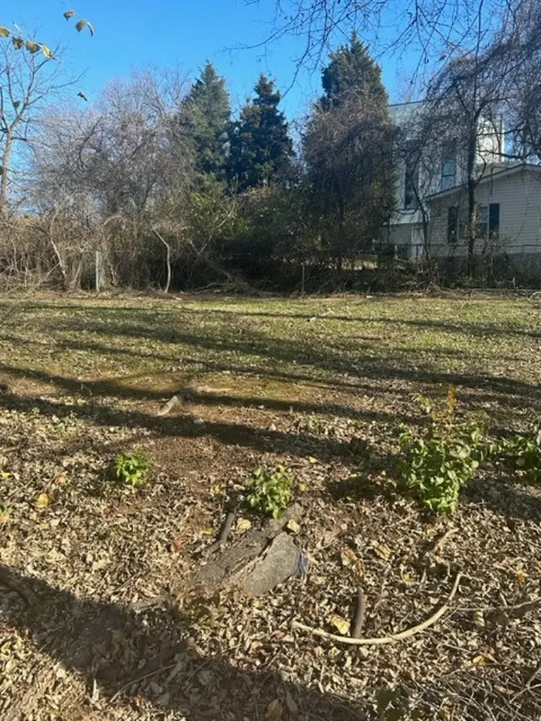 1002 Ozark St, SW Nashville TN 37206