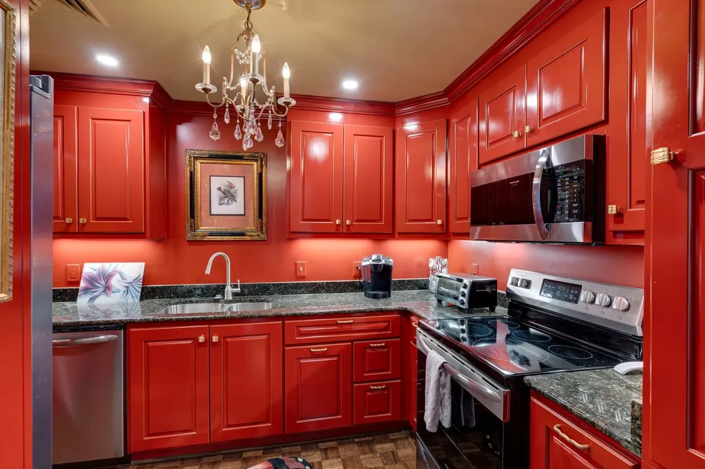 105 Leake Avenue Nashville TN 37205