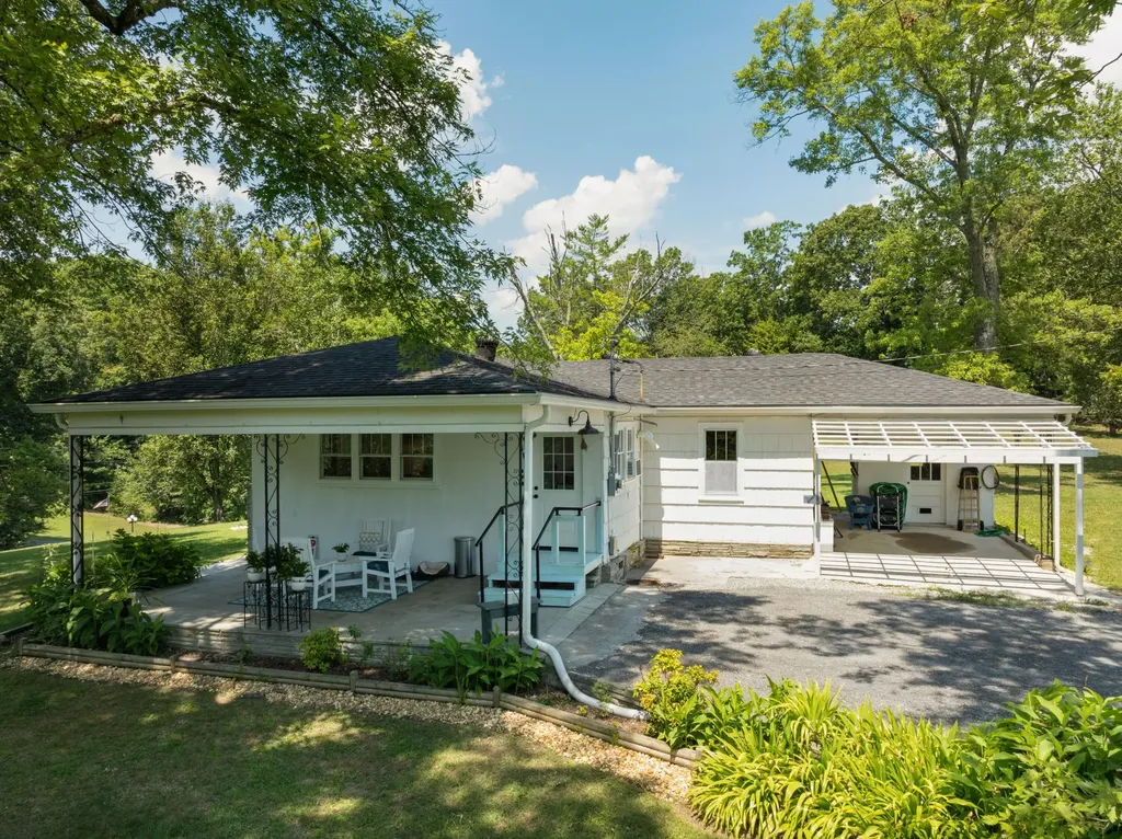 919 John Burch Road Dunlap TN 37327