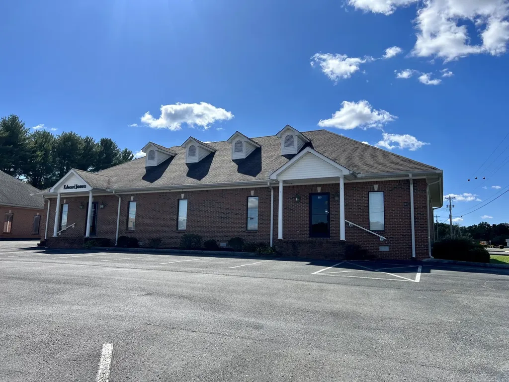 163 Vo Tech Drive Mcminnville TN 37110