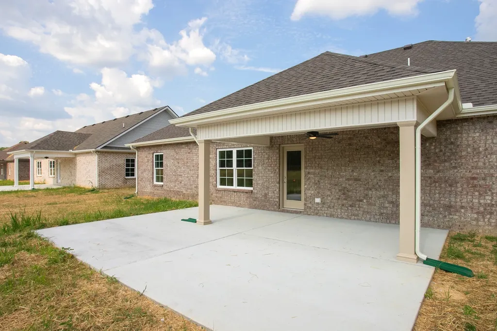 130 Brooklyn Avenue Manchester TN 37355