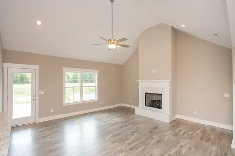 130 Brooklyn Avenue Manchester TN 37355