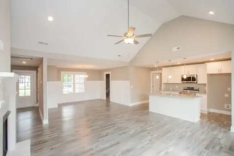 130 Brooklyn Avenue Manchester TN 37355