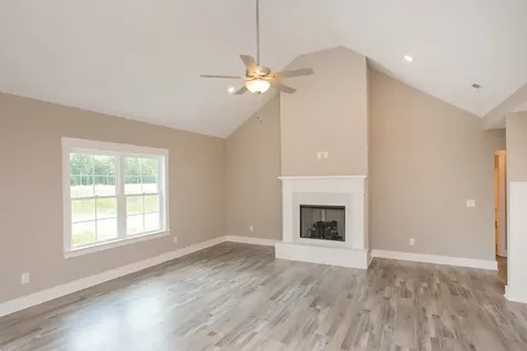 130 Brooklyn Avenue Manchester TN 37355