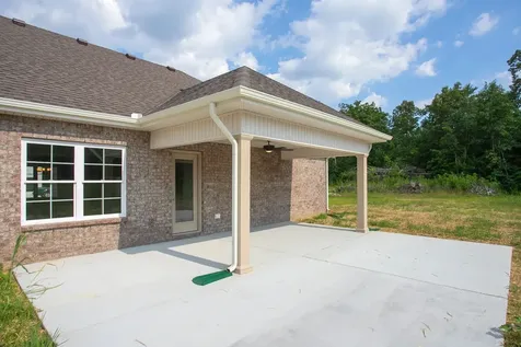130 Brooklyn Avenue Manchester TN 37355