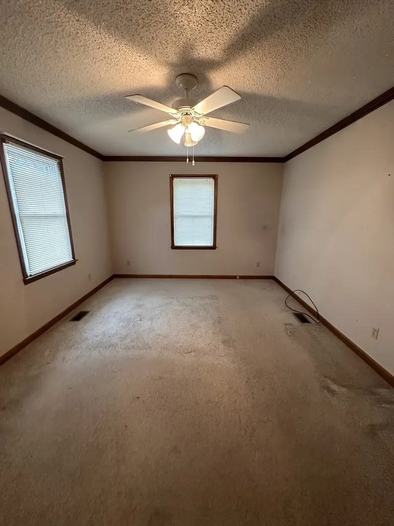 65 Sun Valley Drive Mcminnville TN 37110