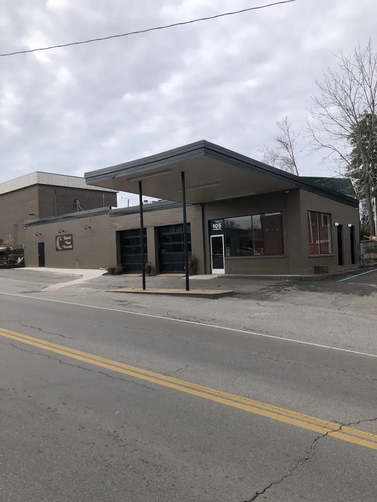 105 N Central Avenue Centerville TN 37033