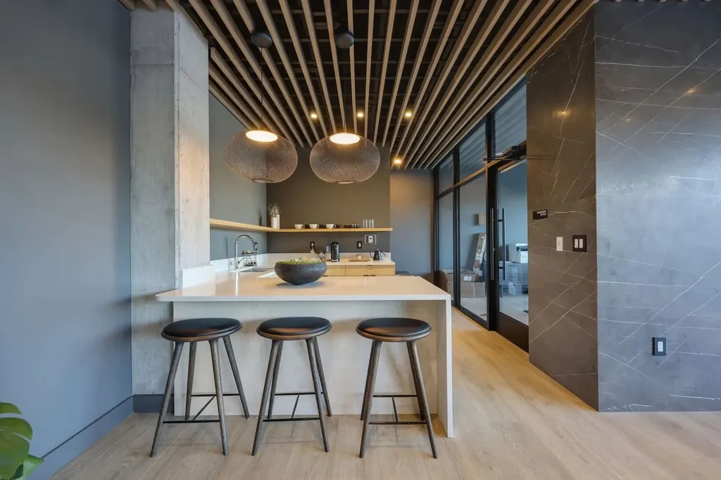 635 7th Ave, S Nashville TN 37203