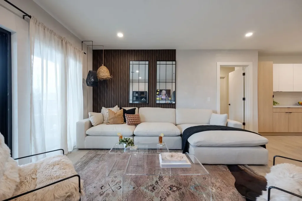 635 7th Ave, S Nashville TN 37203