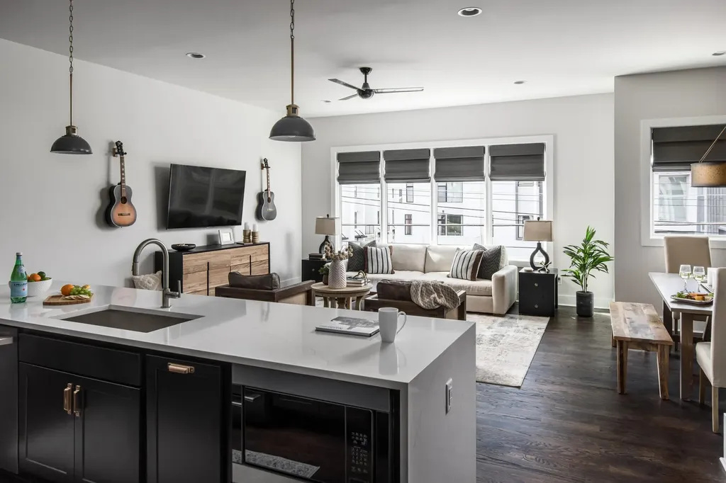 1008 12th Ave, S Nashville TN 37203