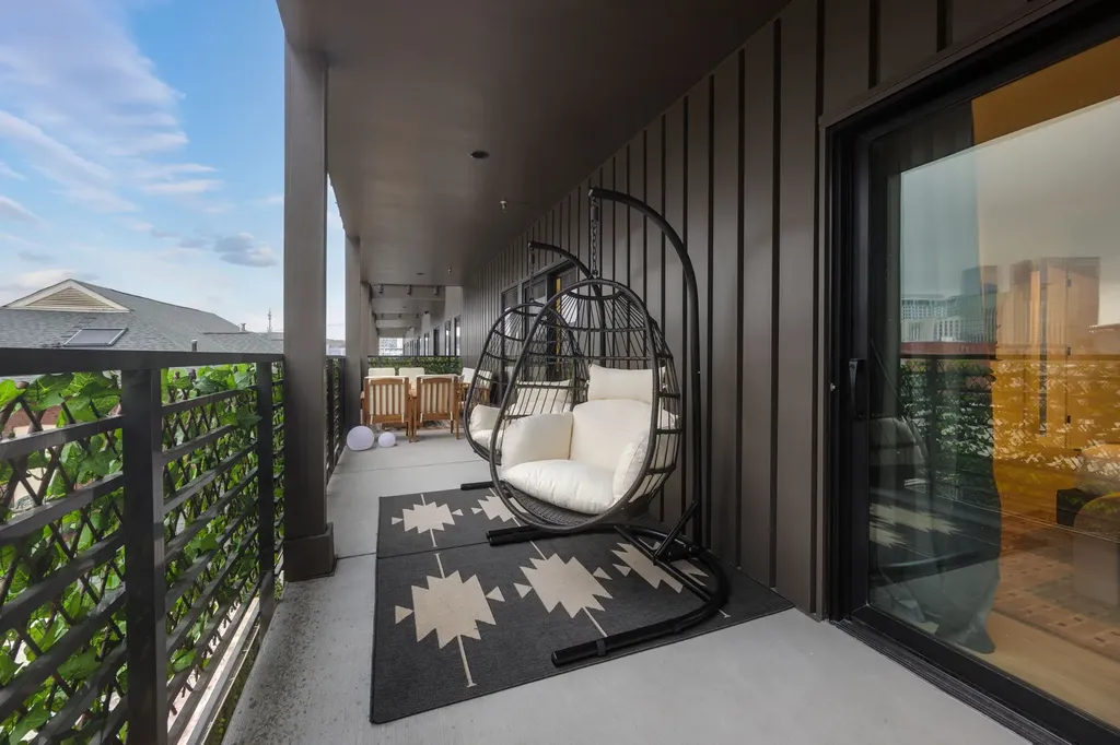 635 7th Ave, S Nashville TN 37203