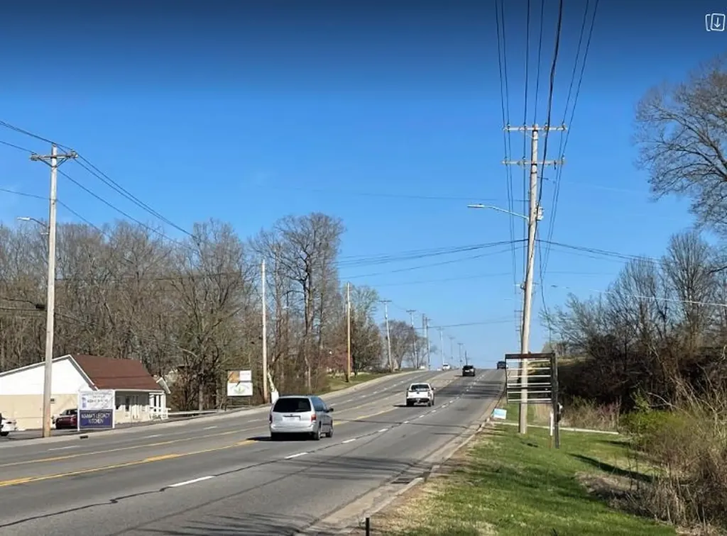481 W Broad Street Smithville TN 37166