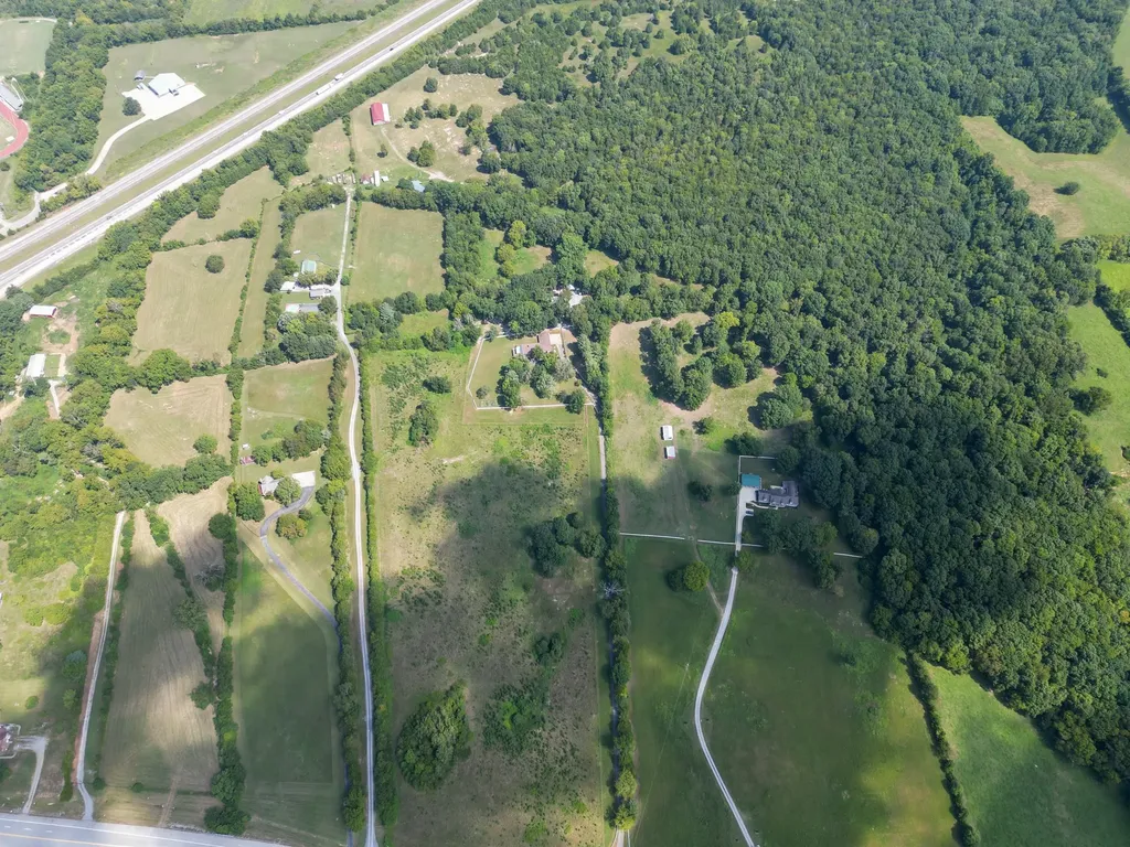 15843 Central Pike Lebanon TN 37090
