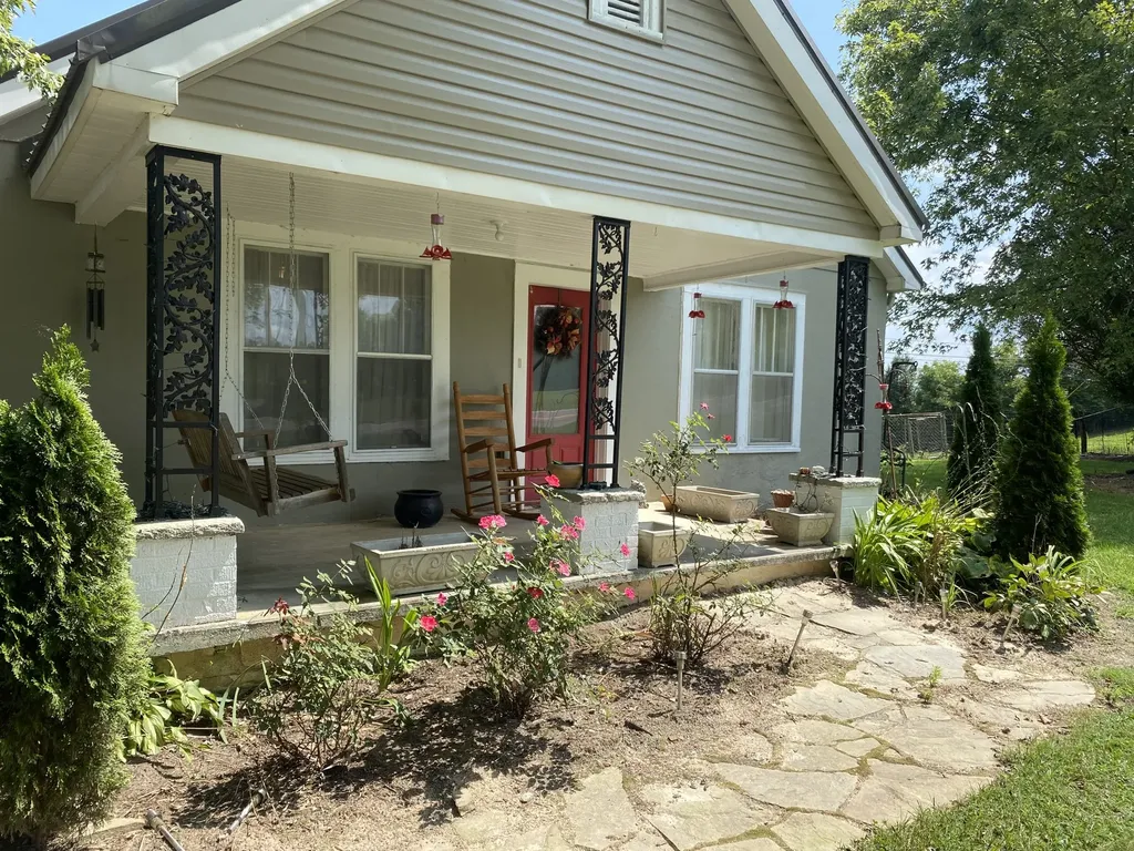 691 Hodges Bridge Road Doyle TN 38559