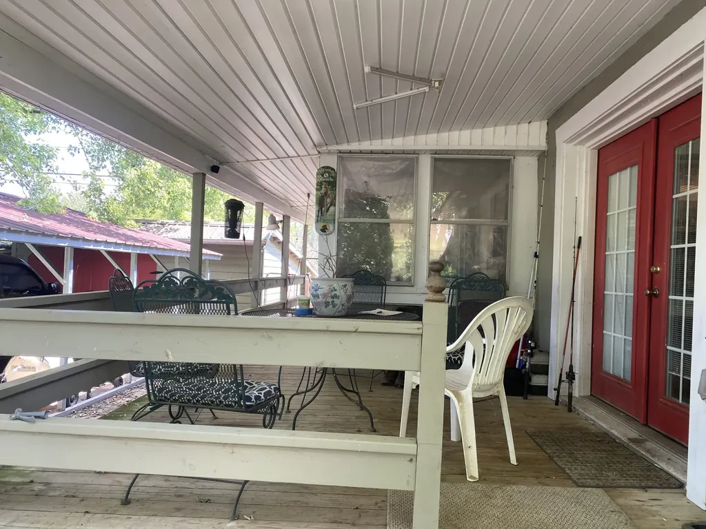 691 Hodges Bridge Road Doyle TN 38559