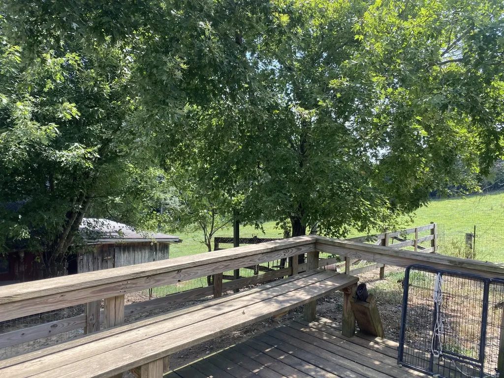 691 Hodges Bridge Road Doyle TN 38559