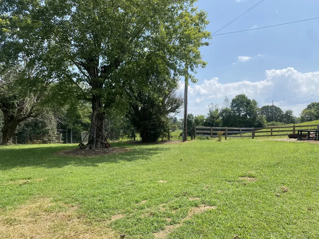 691 Hodges Bridge Road Doyle TN 38559