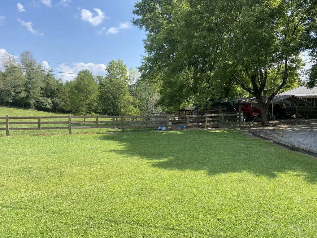 691 Hodges Bridge Road Doyle TN 38559