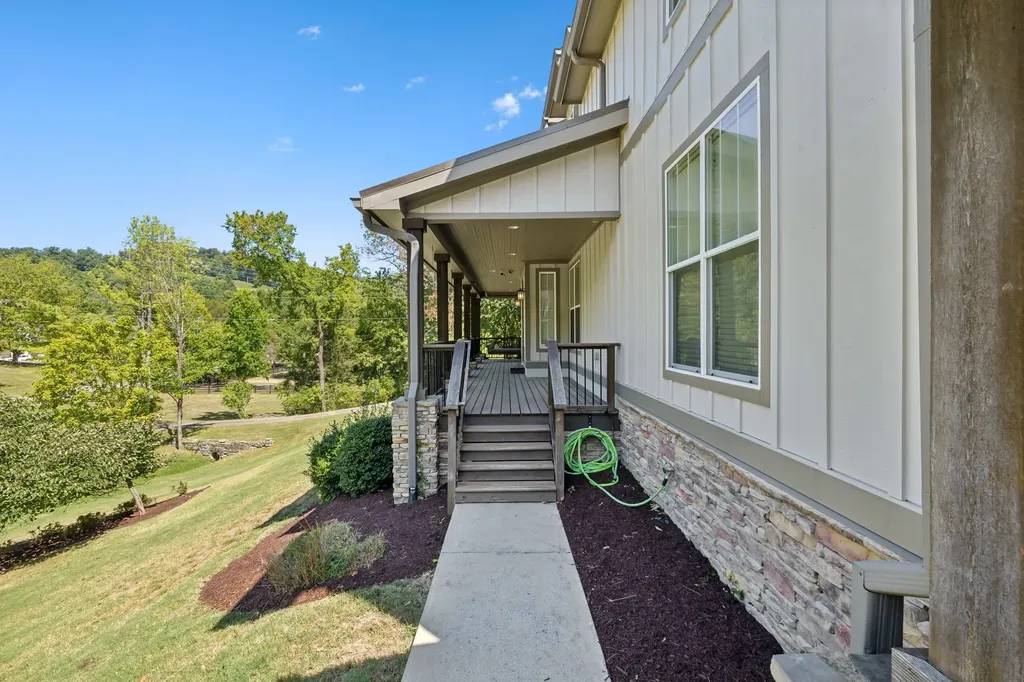 5345 Forest Acres Drive Nashville TN 37220
