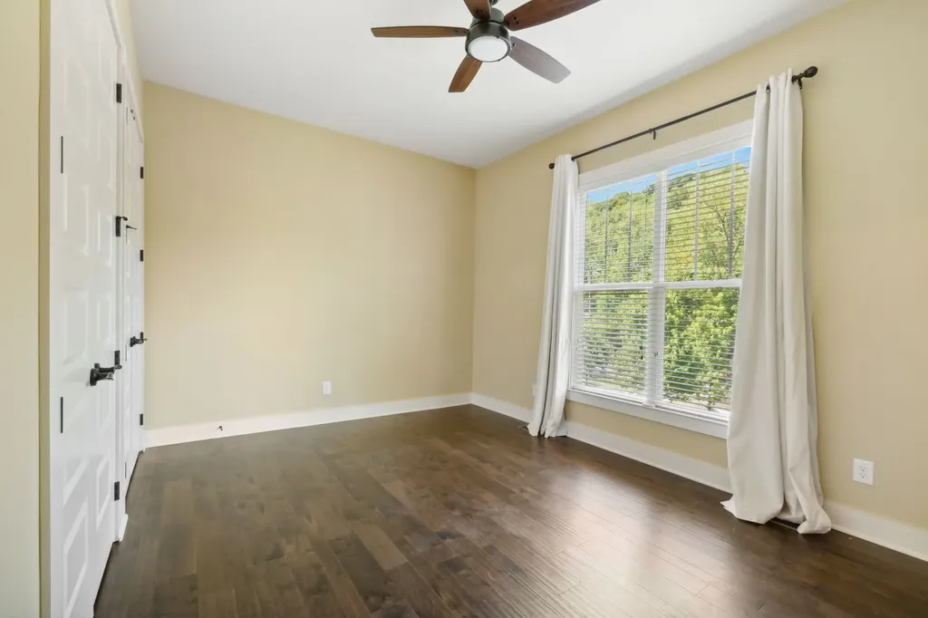 5345 Forest Acres Drive Nashville TN 37220