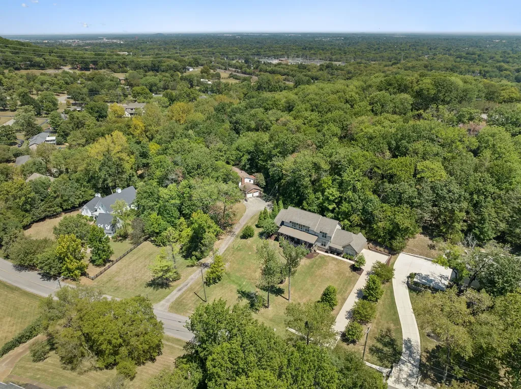 5345 Forest Acres Drive Nashville TN 37220