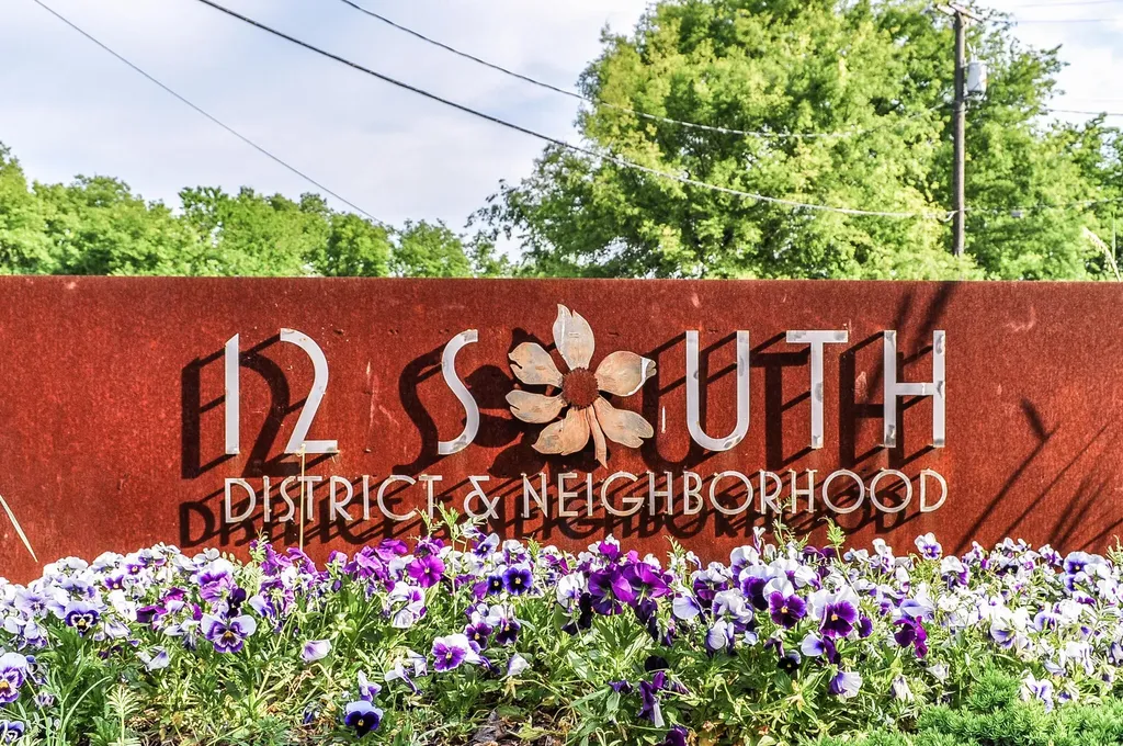 1008 12th Ave, S Nashville TN 37203