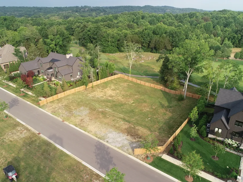 7559 Whiskey Road College Grove TN 37046