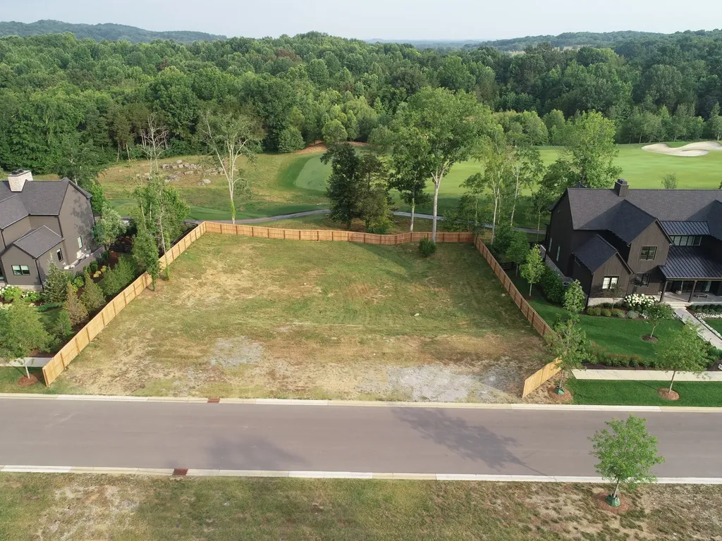 7559 Whiskey Road College Grove TN 37046
