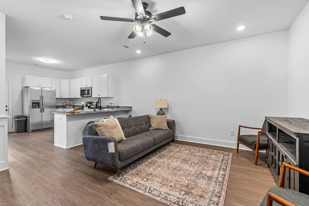 705 S Wall Street Shelbyville TN 37160