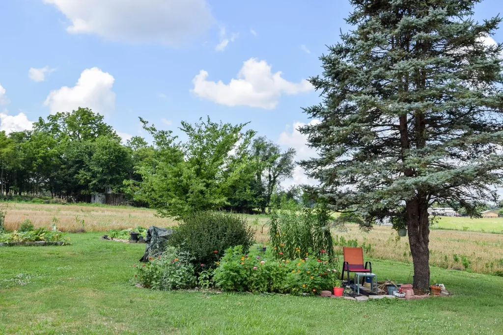 135 Old Hwy 52w Portland TN 37148
