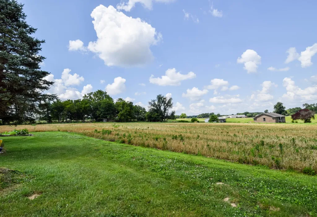 135 Old Hwy 52w Portland TN 37148