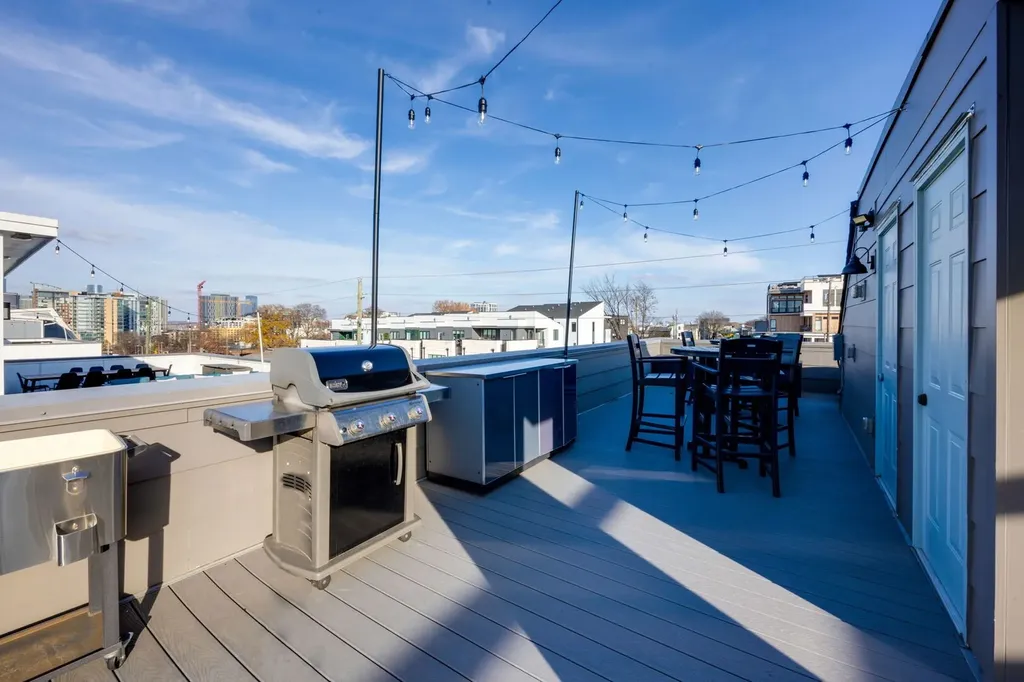 1009A 12th Ave, S Nashville TN 37203