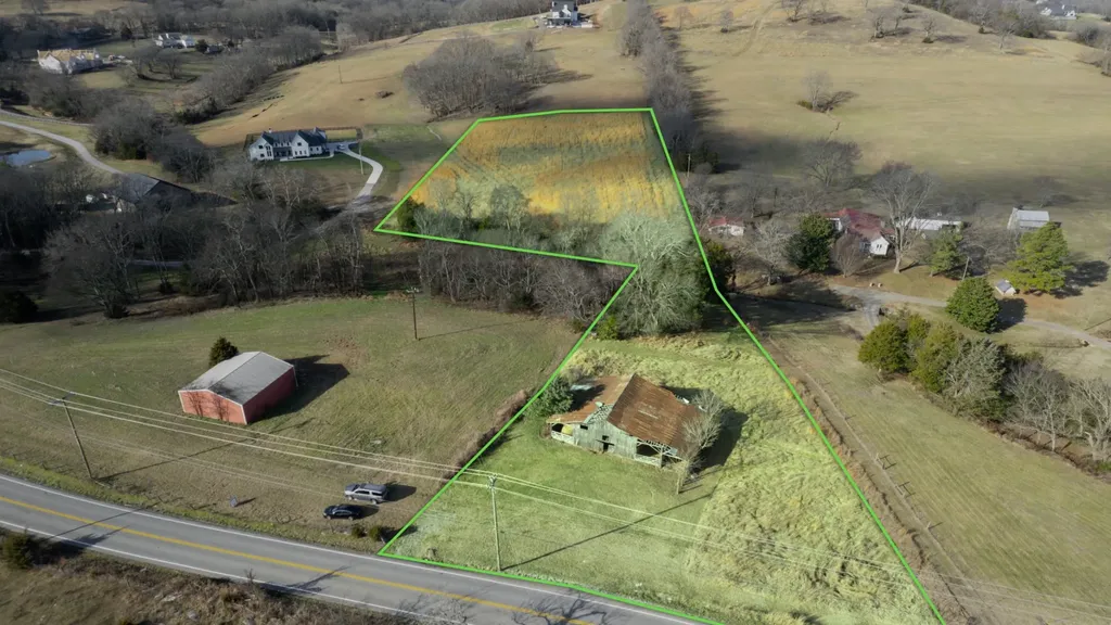 9604 Clovercroft Road Nolensville TN 37135
