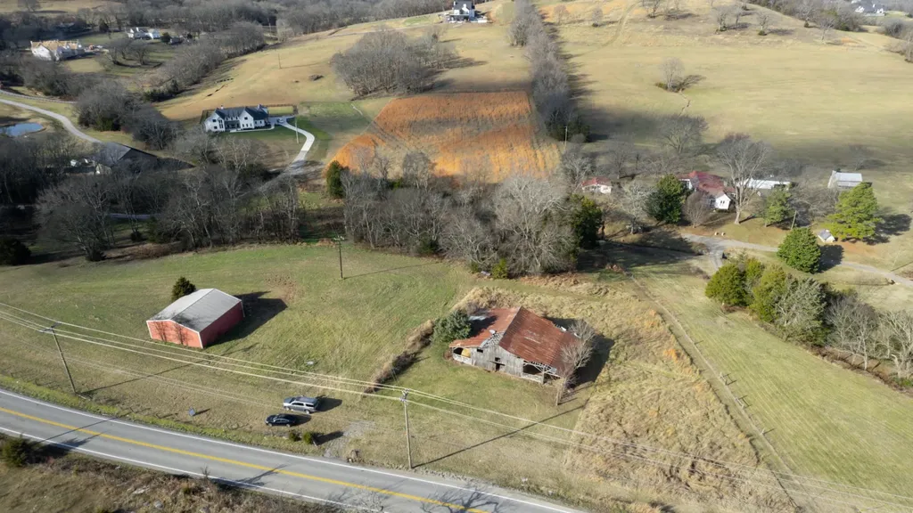 9604 Clovercroft Road Nolensville TN 37135
