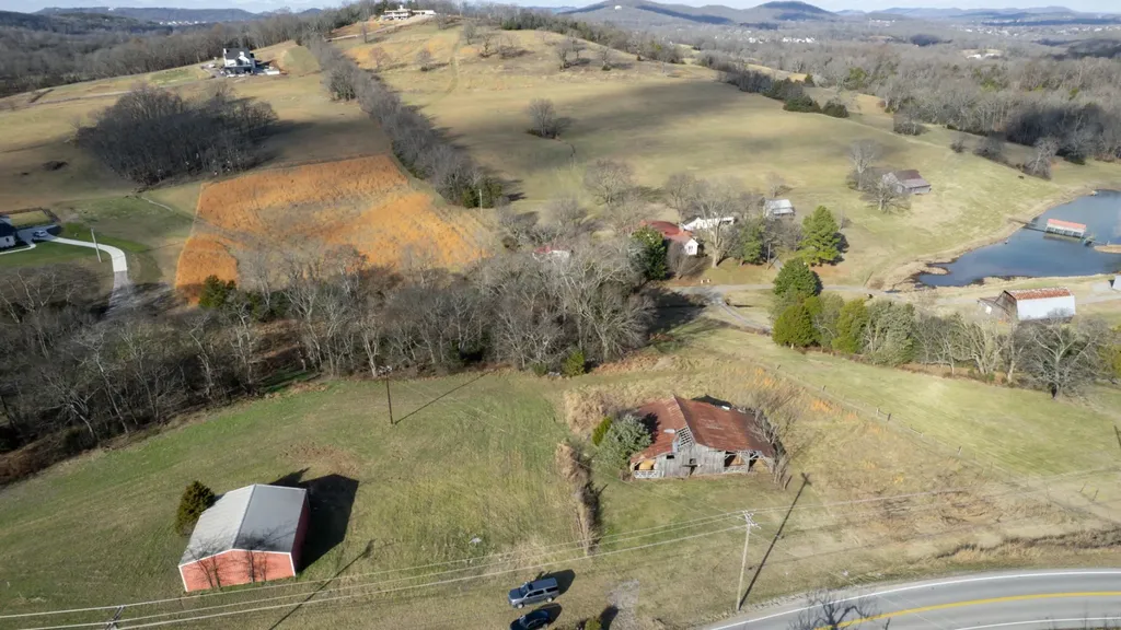9604 Clovercroft Road Nolensville TN 37135