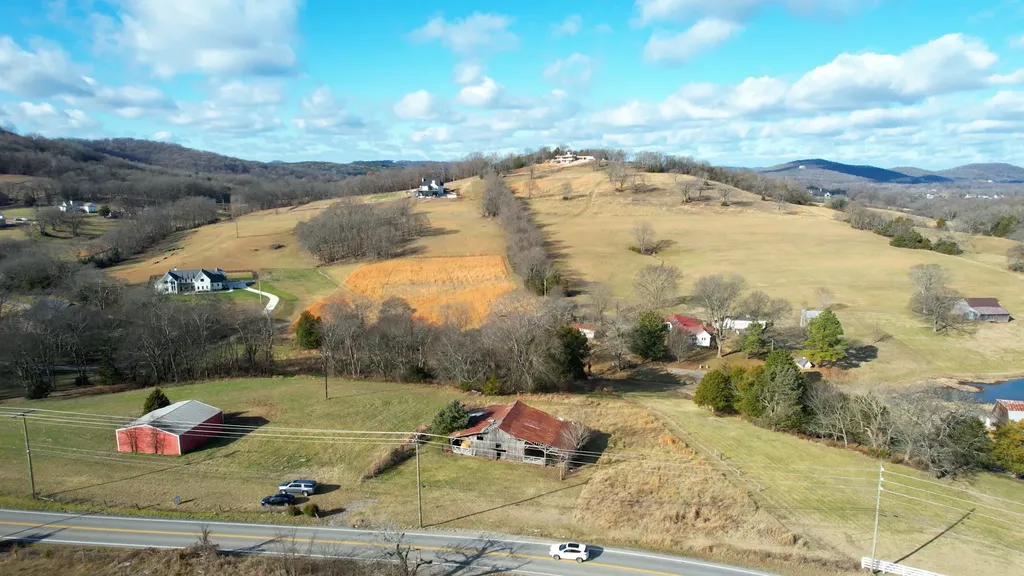 9604 Clovercroft Road Nolensville TN 37135