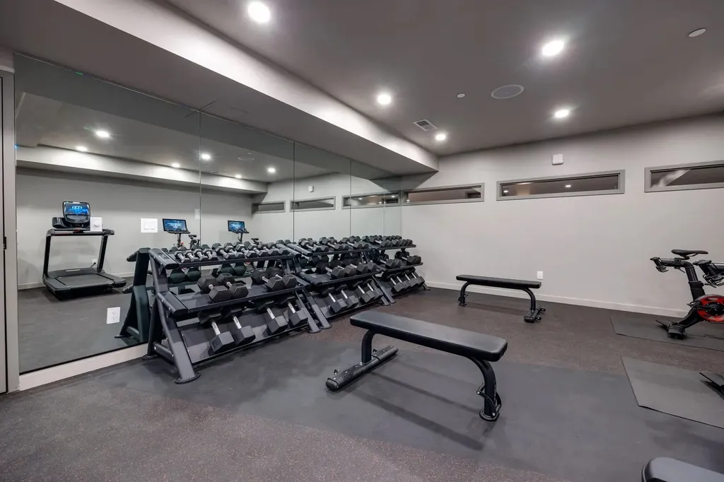 635 7th Ave, S Nashville TN 37203
