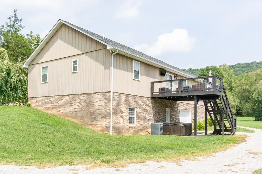 1756 Kirby Lane Cookeville TN 38506
