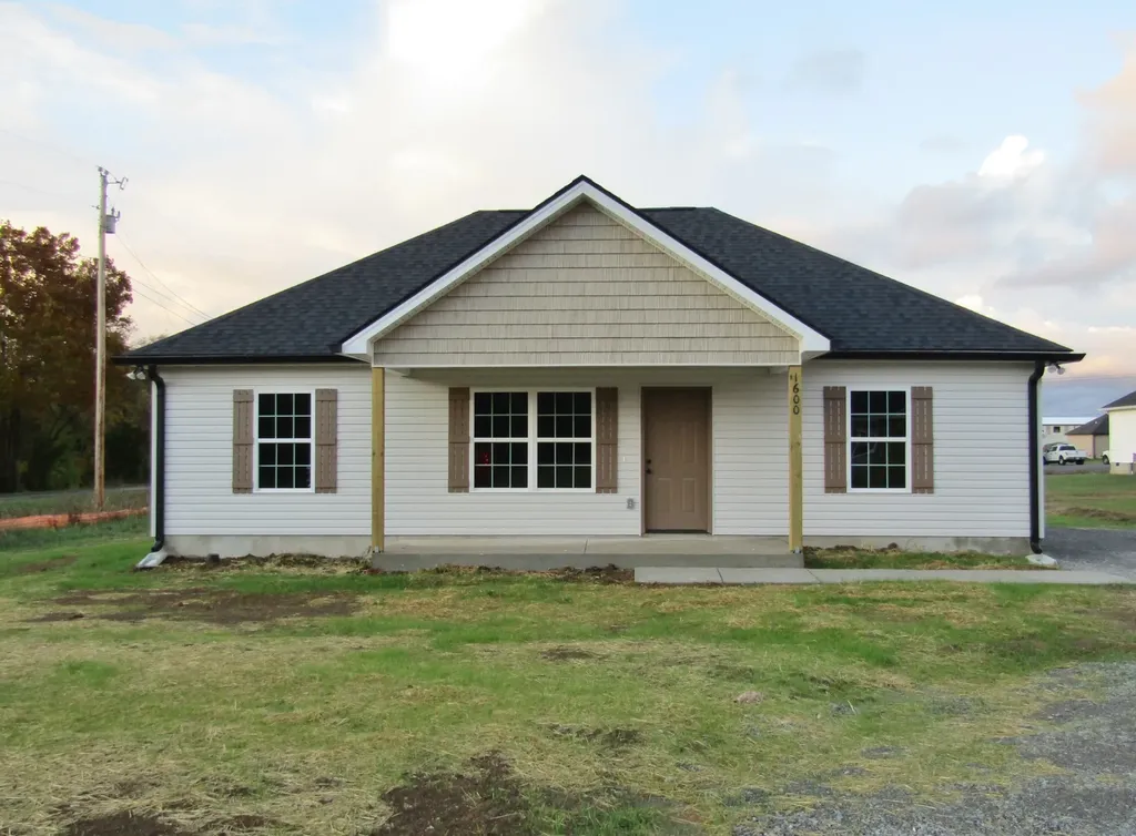 1600 Larry Dospil Drive Lewisburg TN 37091
