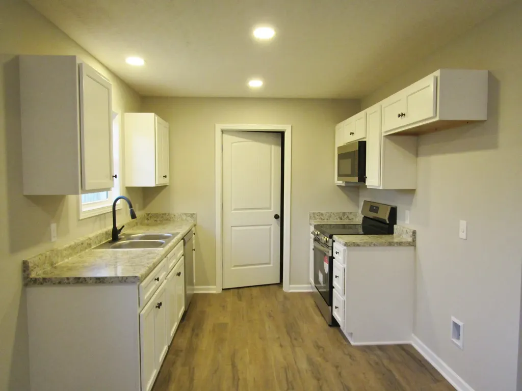 1600 Larry Dospil Drive Lewisburg TN 37091
