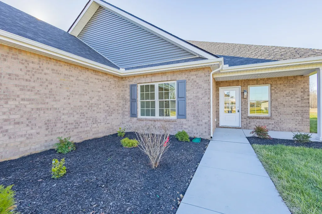 58 Brooklyn Avenue Manchester TN 37355