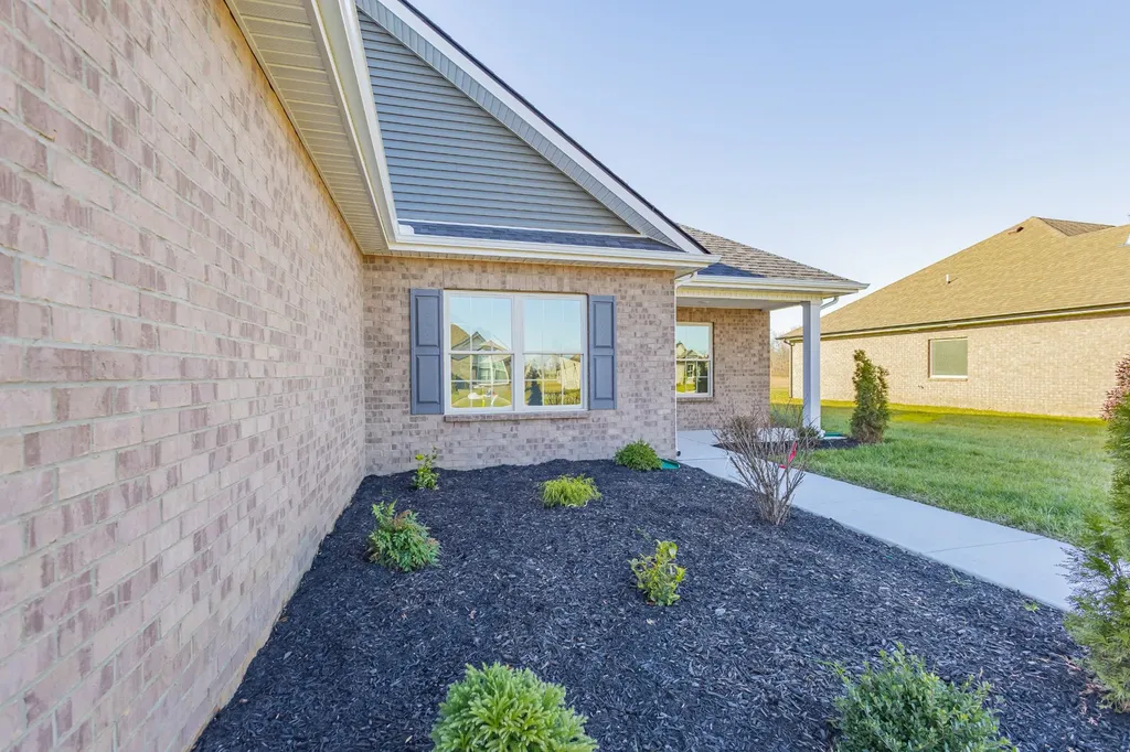 58 Brooklyn Avenue Manchester TN 37355