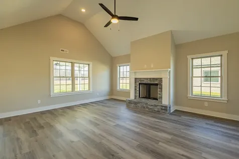58 Brooklyn Avenue Manchester TN 37355